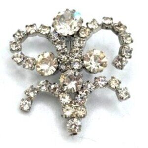 Vintage Rhinestone Fleur-De-Lis Brooch Silver-Tone Sparkling